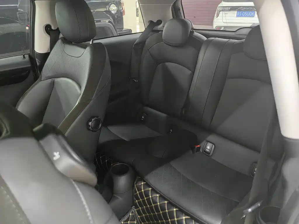 MINI MINI 2021 1.5T COOPER Artist 2020 - thumbnail 8