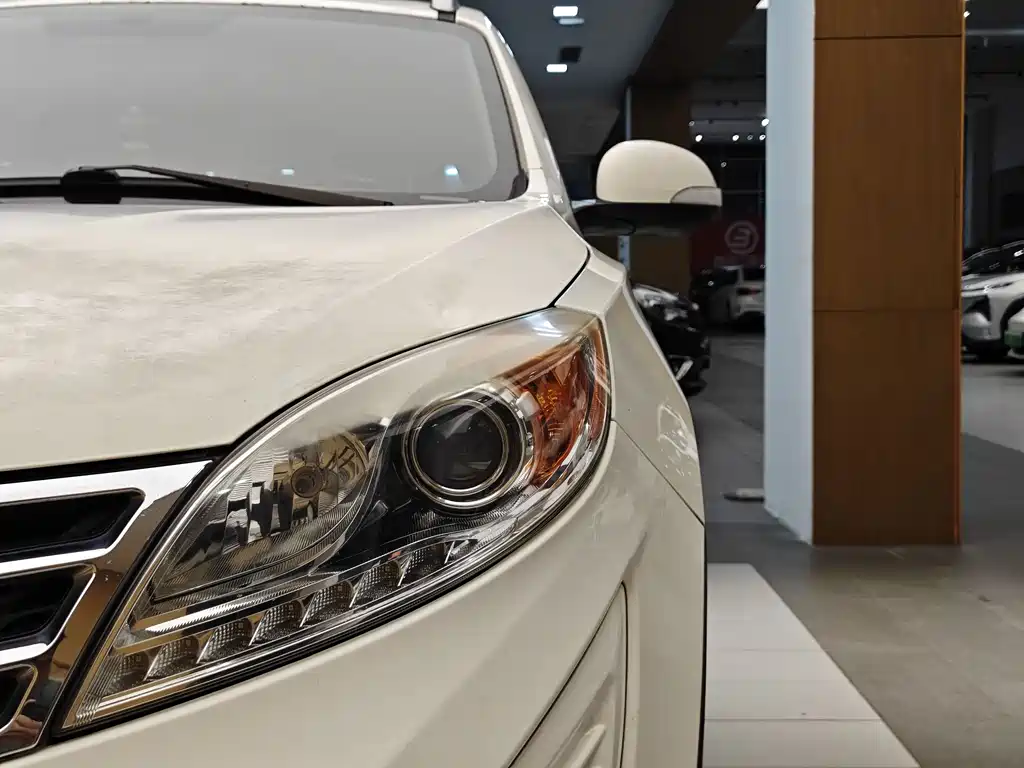 GAC Trumpchi GAC Trumpchi GS5 2013 1.8T Automatic 2WD Luxury Edition 2014 - thumbnail 2