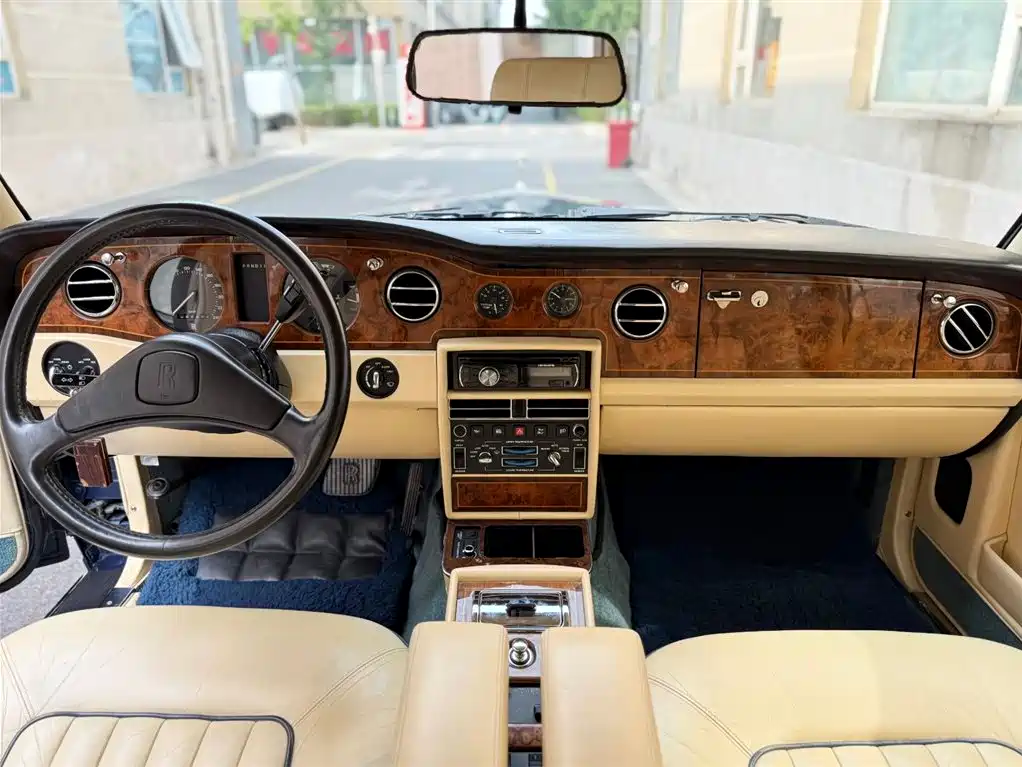 Rolls-Royce Silverado 1989 6.8L Automatic 1994 - thumbnail 8