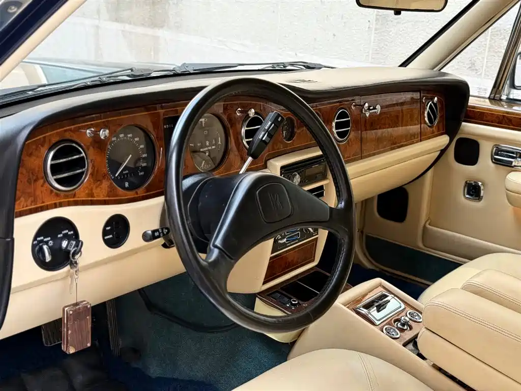 Rolls-Royce Silverado 1989 6.8L Automatic 1994 - thumbnail 11