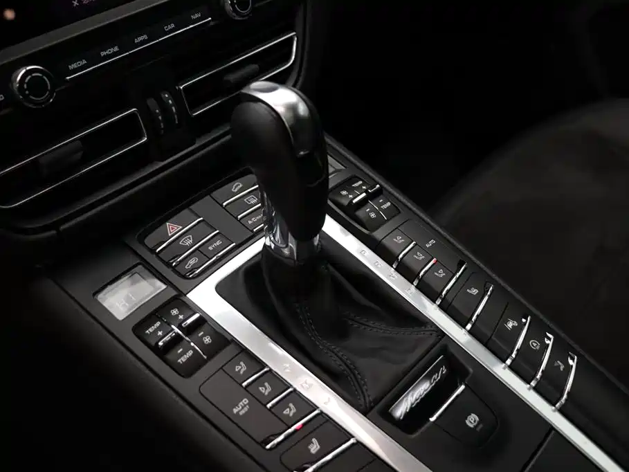 Porsche Porsche Macan 2021 Macan 2.0T 2022 - thumbnail 15