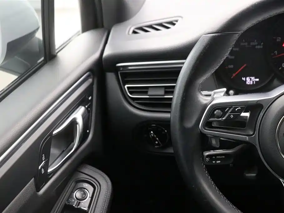 Porsche Porsche Macan 2021 Macan 2.0T 2022 - thumbnail 19