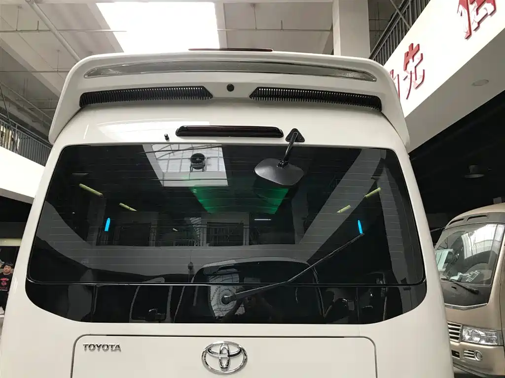 Toyota Cresta 2019 4.0L Luxury Car GRB53L-ZCMSK 20-Seat Special Edition 9GR 2026 - thumbnail 3