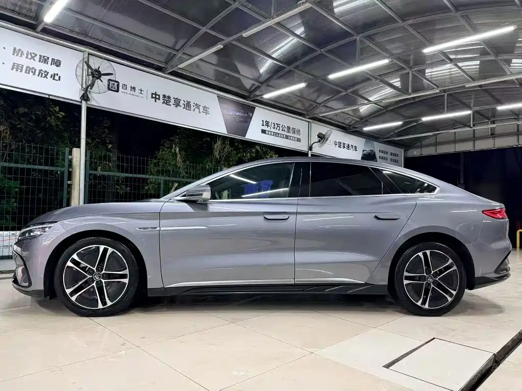 BYD BYD Han 2023 EV Champion Edition 605km FWD Premium Model 2023 - thumbnail 3