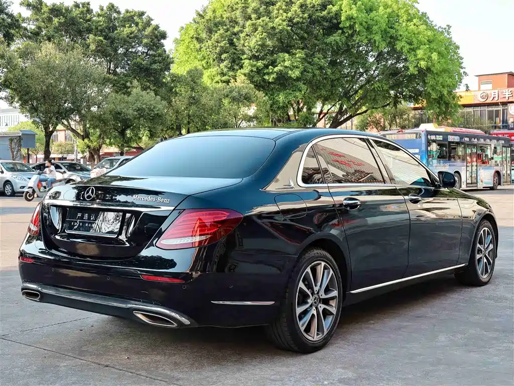 Mercedes-Benz Mercedes-Benz E-Class 2019 Facelift E 300 L Luxury 2019 - thumbnail 7