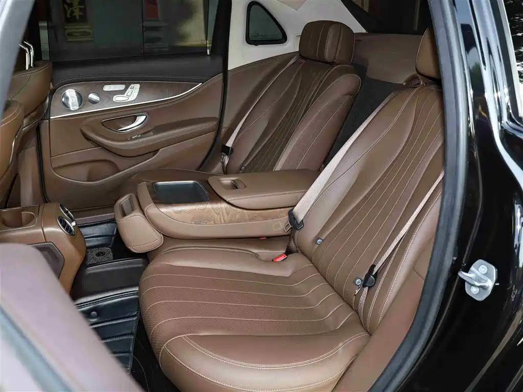 Mercedes-Benz Mercedes-Benz E-Class 2019 Facelift E 300 L Luxury 2019 - thumbnail 26