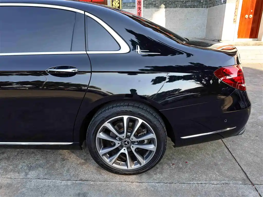 Mercedes-Benz Mercedes-Benz E-Class 2019 Facelift E 300 L Luxury 2019 - thumbnail 28