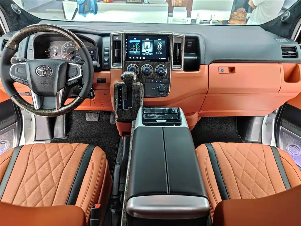 Toyota Toyota Hiace 2022 3.5L Middle East Version 2025 - thumbnail 29