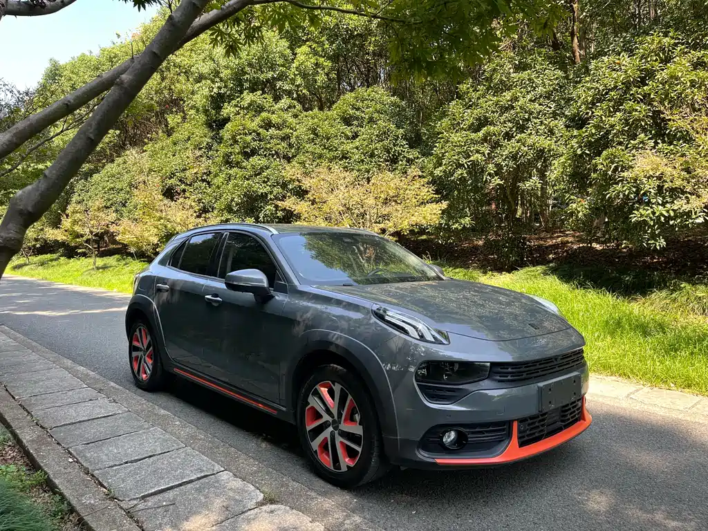 Lynk & Co Lynk & Co 02 2021 1.5TD DCT FWD Trophy Champion Edition 2021 - thumbnail 3