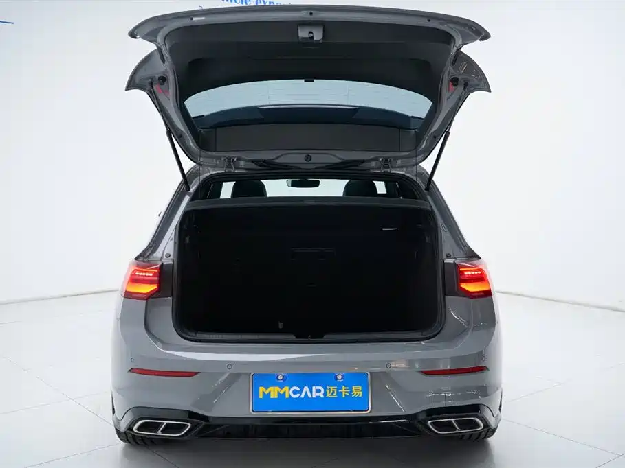 Volkswagen Volkswagen Golf 2023 280TSI DSG R-Line Lite 2024 - thumbnail 6