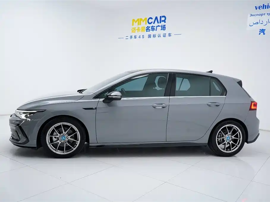 Volkswagen Volkswagen Golf 2023 280TSI DSG R-Line Lite 2024 - thumbnail 18