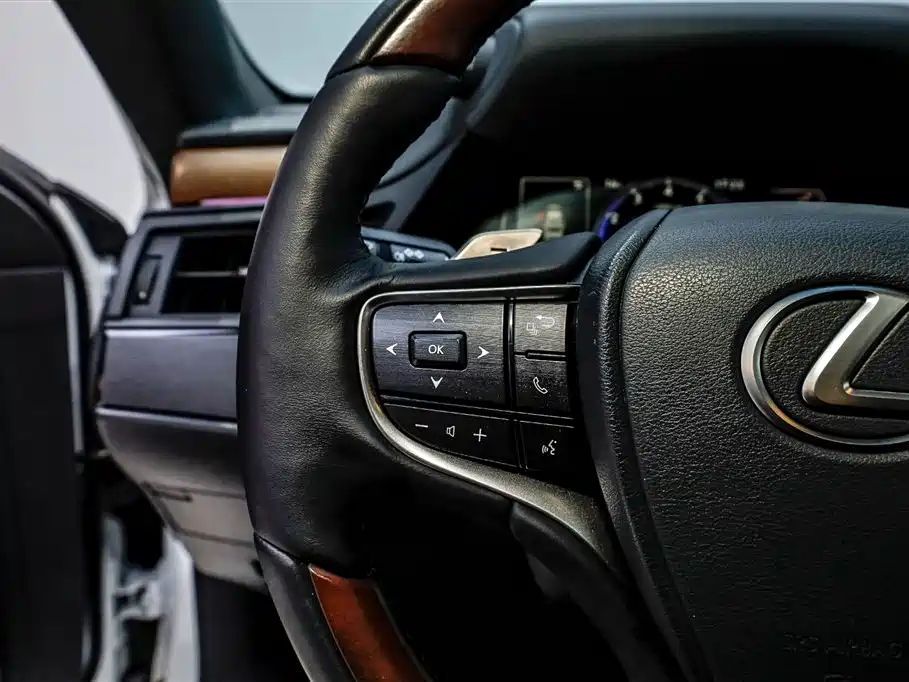 Lexus Lexus ES 2023 200 Excellence Edition 2024 - thumbnail 29
