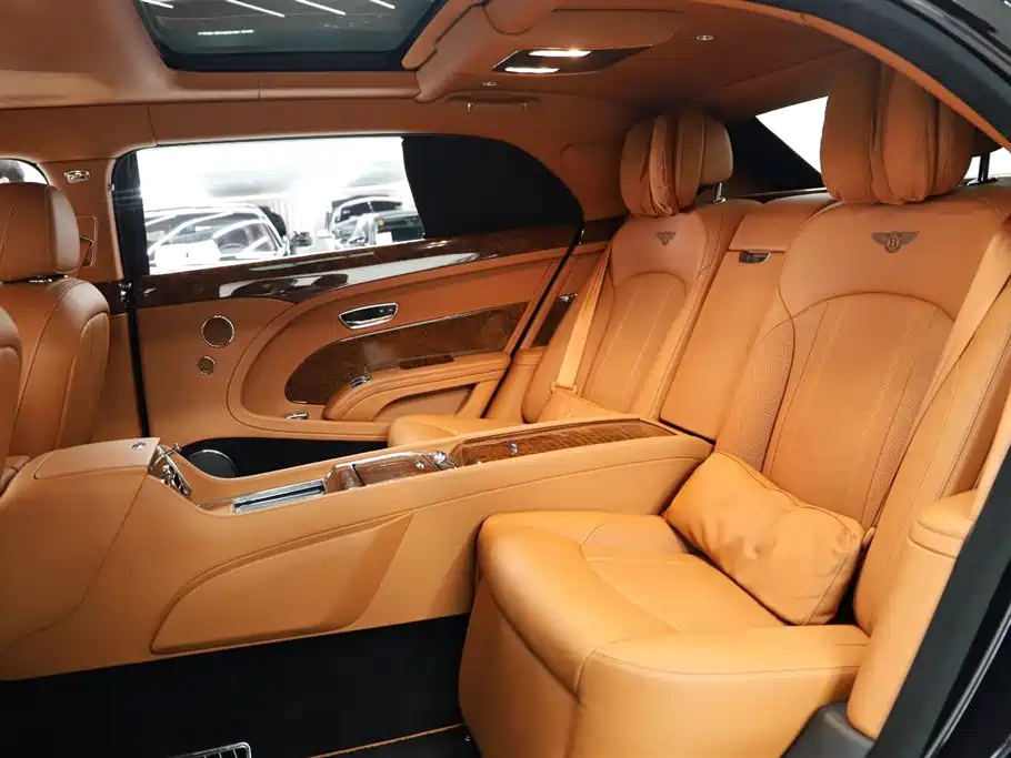 Bentley Mulsanne 2017 6.8T Long Wheelbase 2018 - thumbnail 7