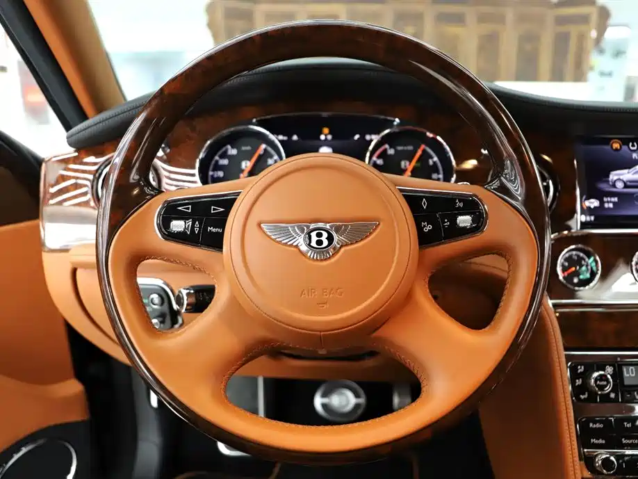 Bentley Mulsanne 2017 6.8T Long Wheelbase 2018 - thumbnail 16