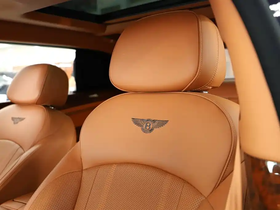 Bentley Mulsanne 2017 6.8T Long Wheelbase 2018 - thumbnail 26