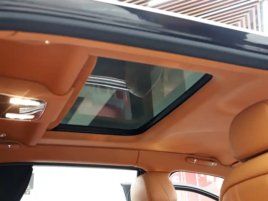 Bentley Mulsanne 2017 6.8T Long Wheelbase 2018 - thumbnail 28