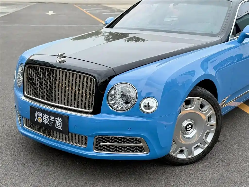 Bentley Mulsanne 2017 6.8T Long Wheelbase 2018 - thumbnail 30