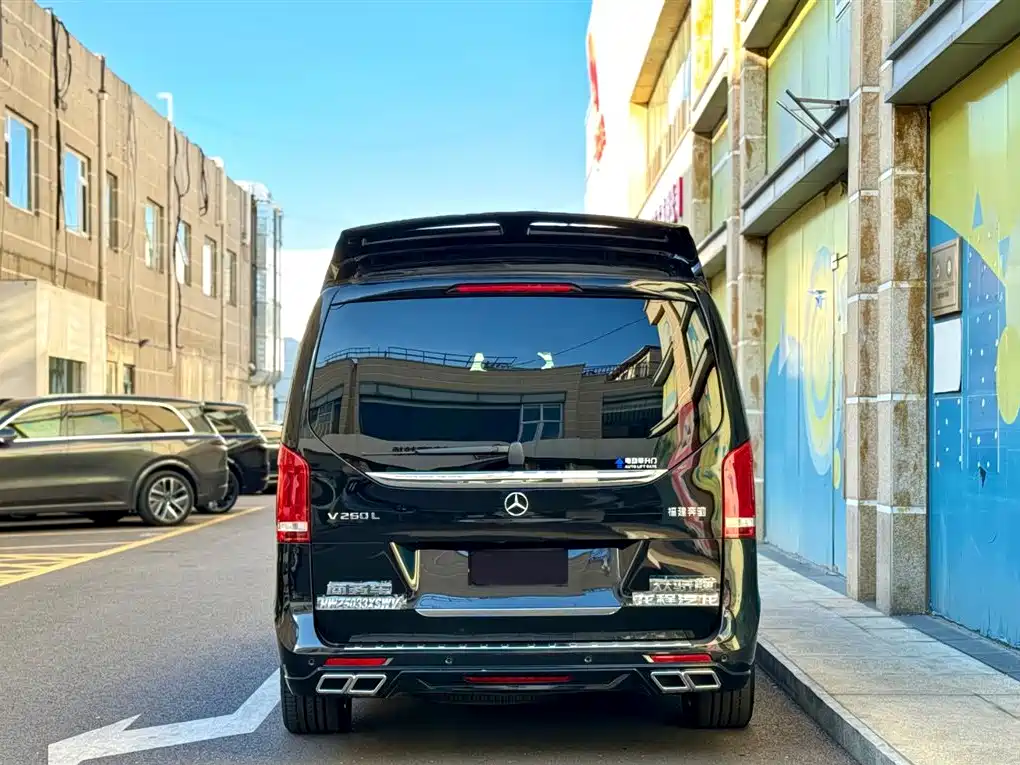 Mercedes-Benz Mercedes-Benz V-Class 2021 V 260 L Long Wheelbase Luxury Edition 2023 - thumbnail 4