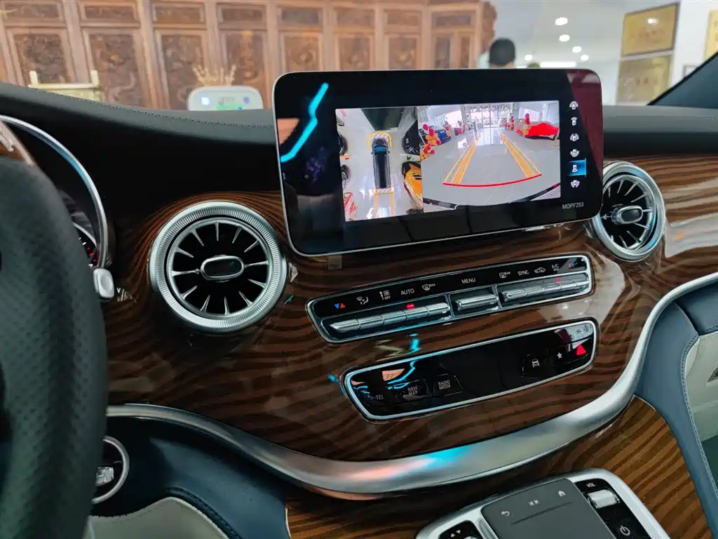 Mercedes-Benz Mercedes-Benz V-Class 2021 V 260 L Long Wheelbase Luxury Edition 2023 - thumbnail 15