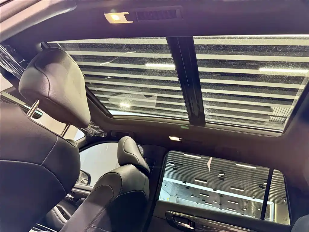 Toyota Crown Kluger 2023 2.5L HEV AWD Premium Edition 2023 - thumbnail 25