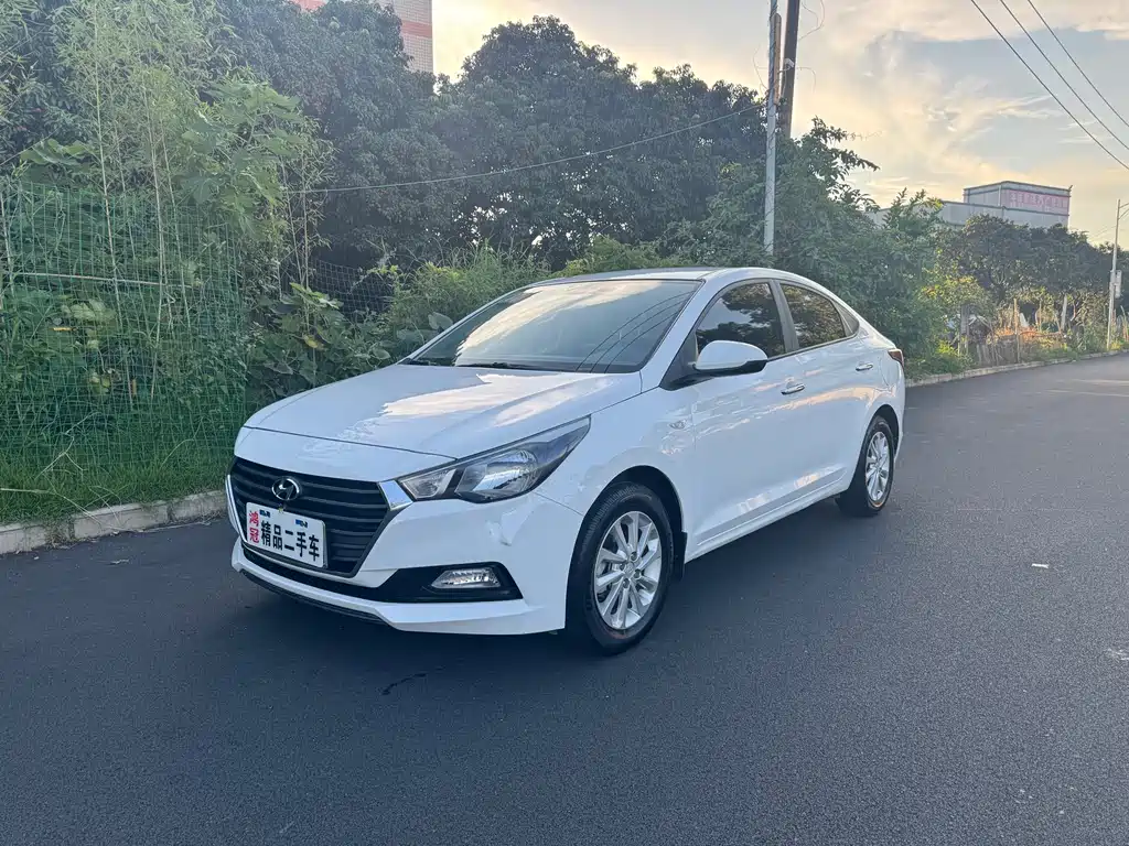 Hyundai Hyundai Accent 2016 1.4L Manual GLS 2019 - thumbnail 3