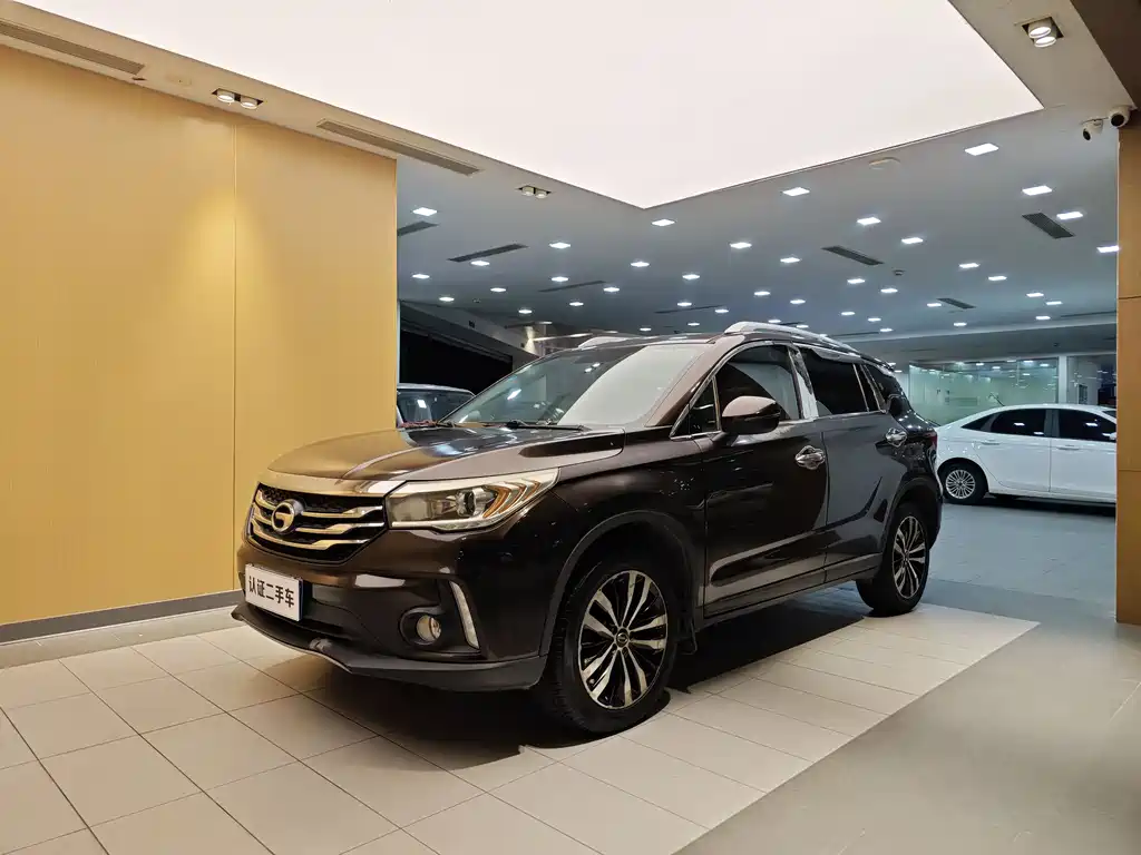 GAC Trumpchi GAC GS4 2015 200T G-DCT Luxury Edition 2015