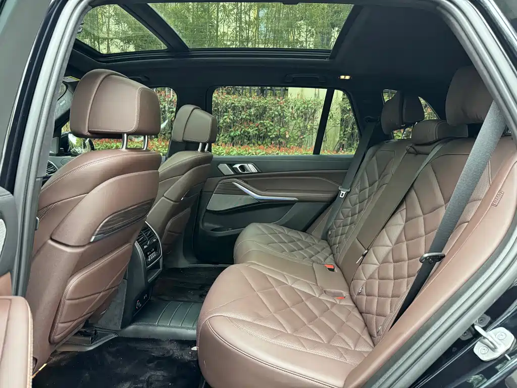 BMW BMW X5 xDrive 40Li M Sport Package 2022 Model Year 2023 - thumbnail 17