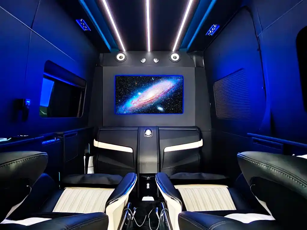 Mercedes-Benz Mercedes-Benz Sprinter 2023 2.0T Automatic 2024 - thumbnail 8