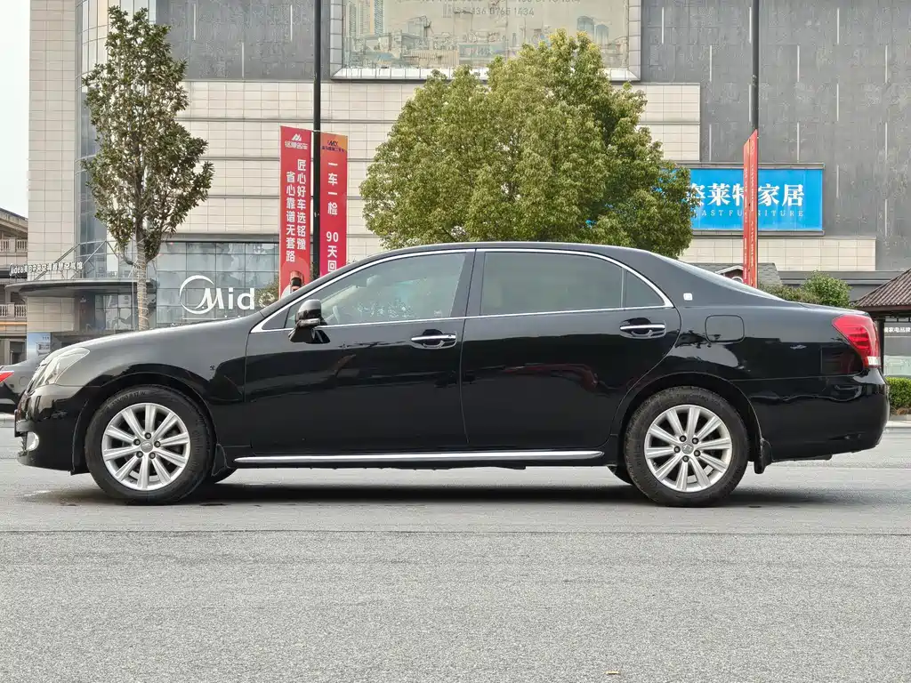 Toyota Toyota Crown 2011 2.5L Royal Special Edition with Leather and Sunroof 2012 - thumbnail 7