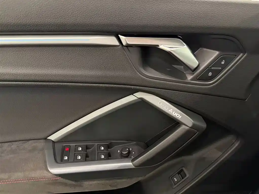 Audi Audi Q3 Sportback 2022 40 TFSI Fashion Edition 2022 - thumbnail 17