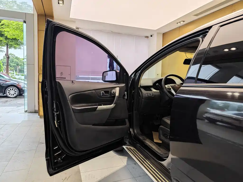 Ford Ford Edge 2012 2.0T SE with Sunroof 2015 - thumbnail 6