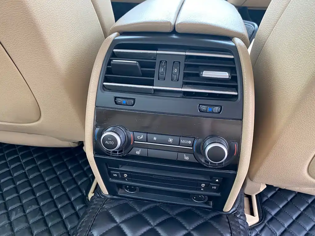 BMW BMW 7 Series 2011 740Li Steinway Limited Edition 2012 - thumbnail 7