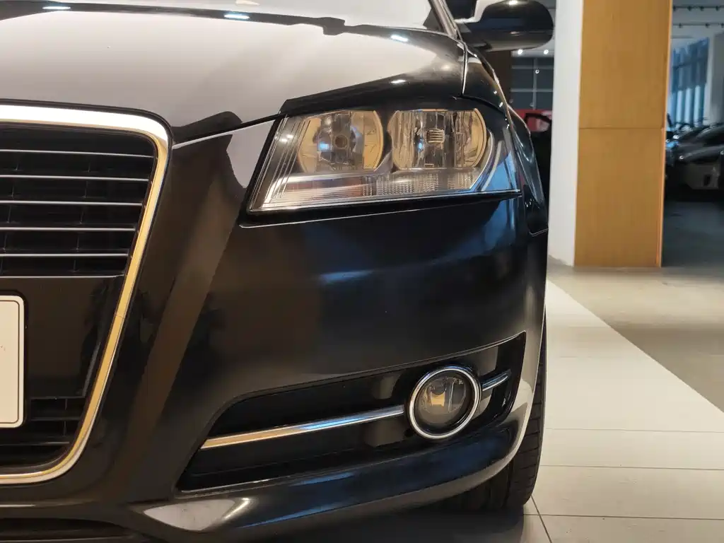 Audi Audi A3 Import 2010 Sportback 1.4T Comfort Line 2011 - thumbnail 2
