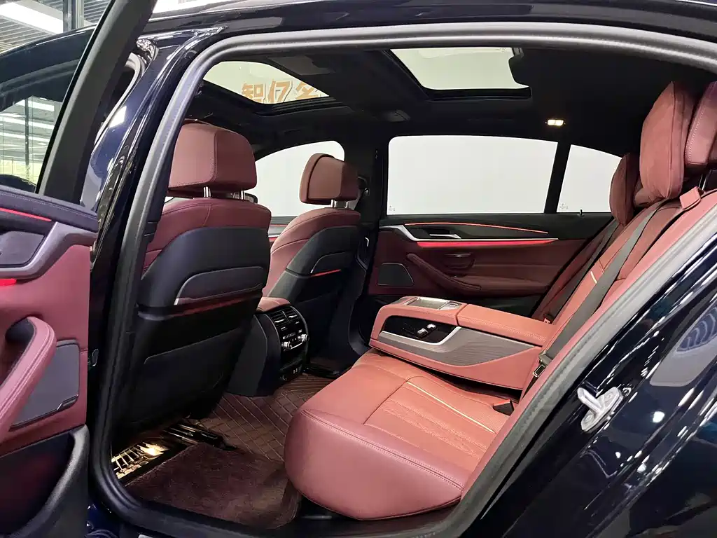 BMW BMW 5 Series 2023 530Li Luxury M Sport Package 2023 - thumbnail 7