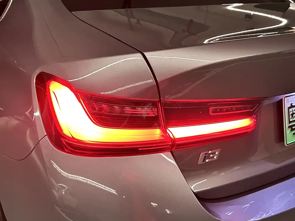 BMW BMW i3 2023 eDrive 35 L 2023 - thumbnail 18