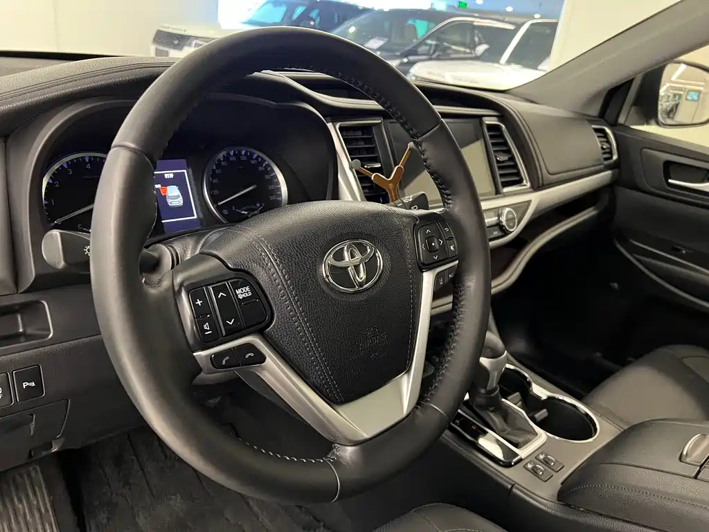 Toyota Toyota Highlander 2018 2.0T AWD Premium Edition 7-seater China V 2018 - thumbnail 10