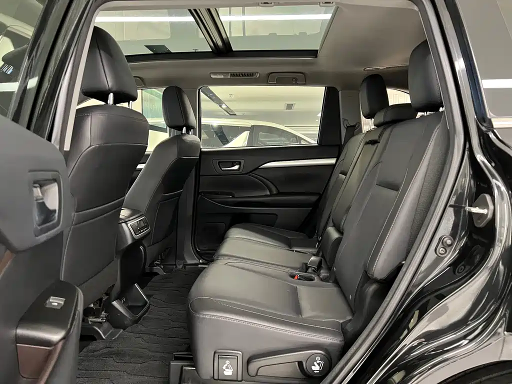 Toyota Toyota Highlander 2018 2.0T AWD Premium Edition 7-seater China V 2018 - thumbnail 11