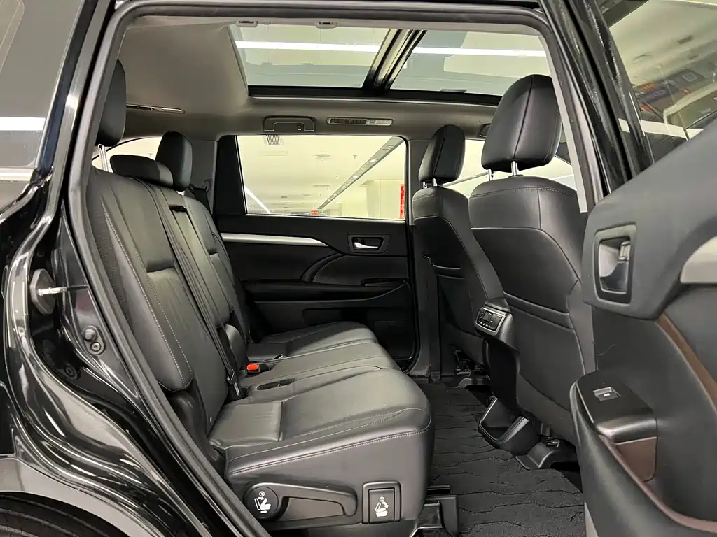 Toyota Toyota Highlander 2018 2.0T AWD Premium Edition 7-seater China V 2018 - thumbnail 13