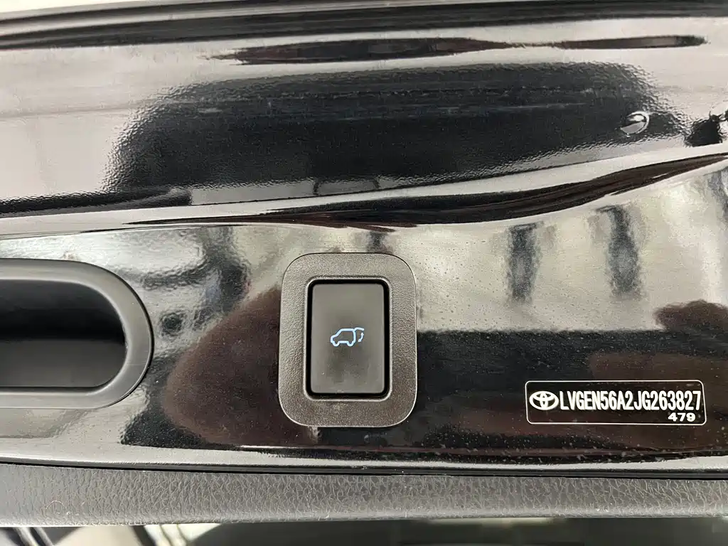 Toyota Toyota Highlander 2018 2.0T AWD Premium Edition 7-seater China V 2018 - thumbnail 17