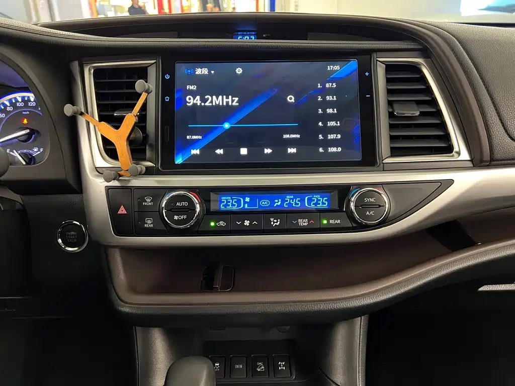Toyota Toyota Highlander 2018 2.0T AWD Premium Edition 7-seater China V 2018 - thumbnail 24