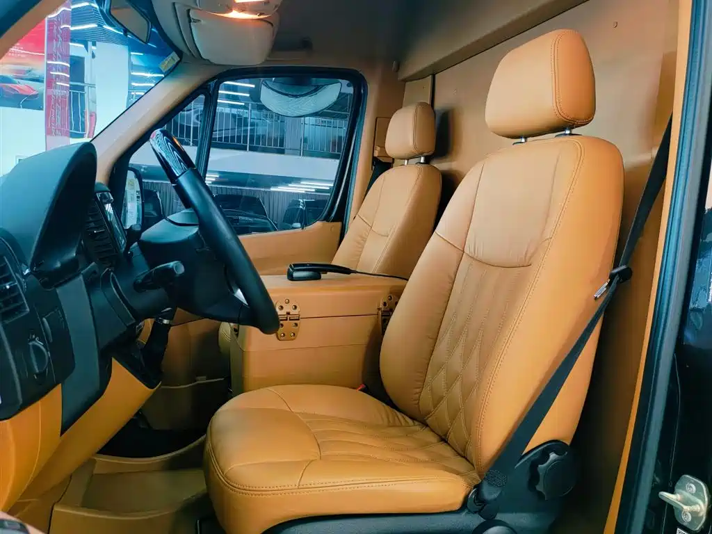 Mercedes-Benz Mercedes-Benz Sprinter 2017 3.5L Automatic 2019 - thumbnail 6