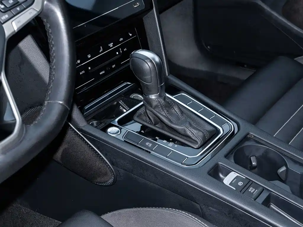 Volkswagen Magotan 2020 330TSI DSG Leading Edition 2021 - thumbnail 12