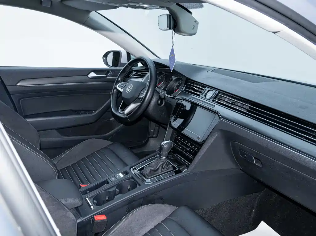 Volkswagen Magotan 2020 330TSI DSG Leading Edition 2021 - thumbnail 25