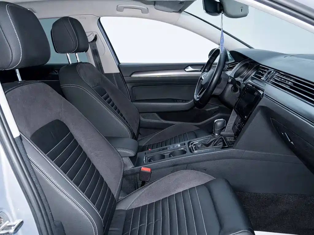 Volkswagen Magotan 2020 330TSI DSG Leading Edition 2021 - thumbnail 26