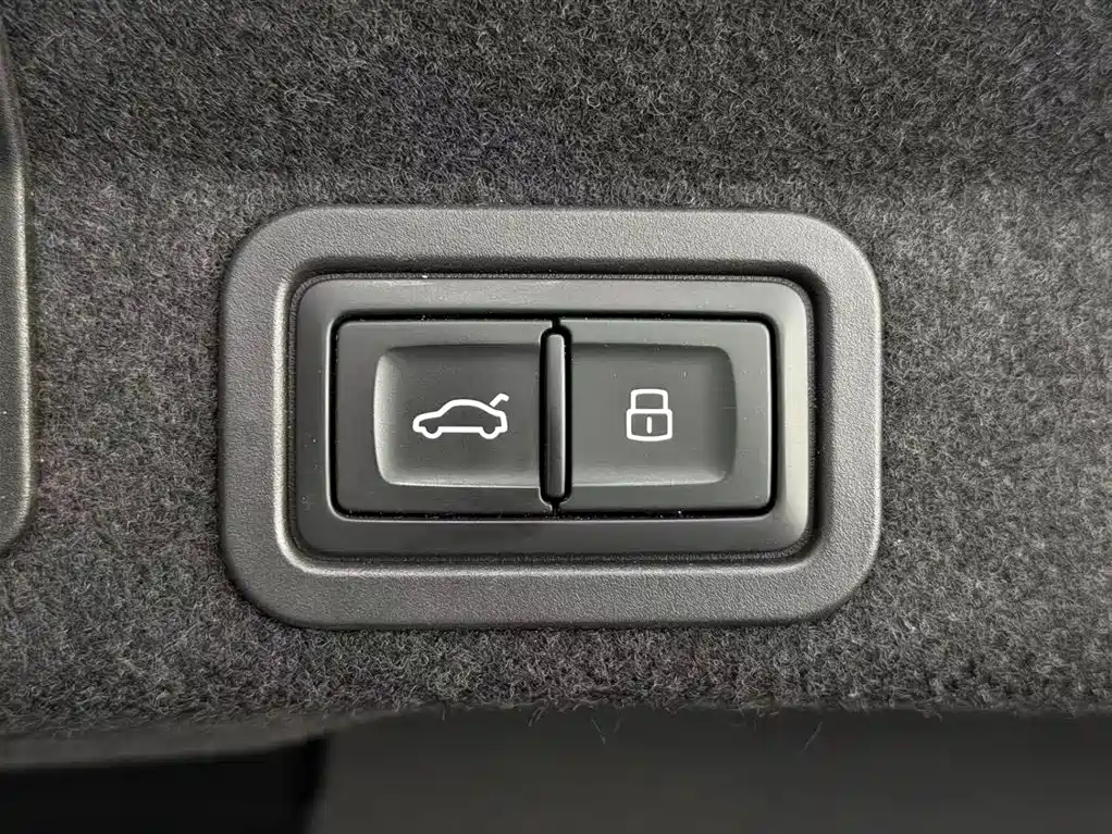 Audi Audi A6L 2023 45 TFSI quattro Premium Elegant 2022 - thumbnail 25