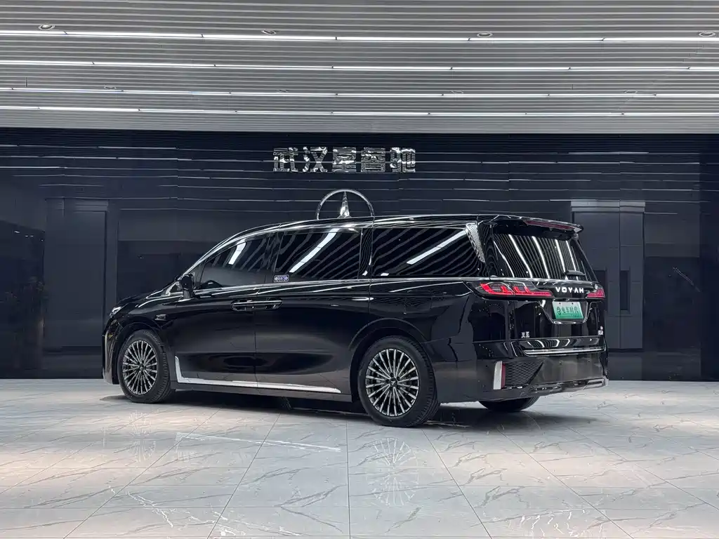 Lantu Auto Lantu Dreamer 2026 PHEV Qiankun Ultra 2025 - thumbnail 5