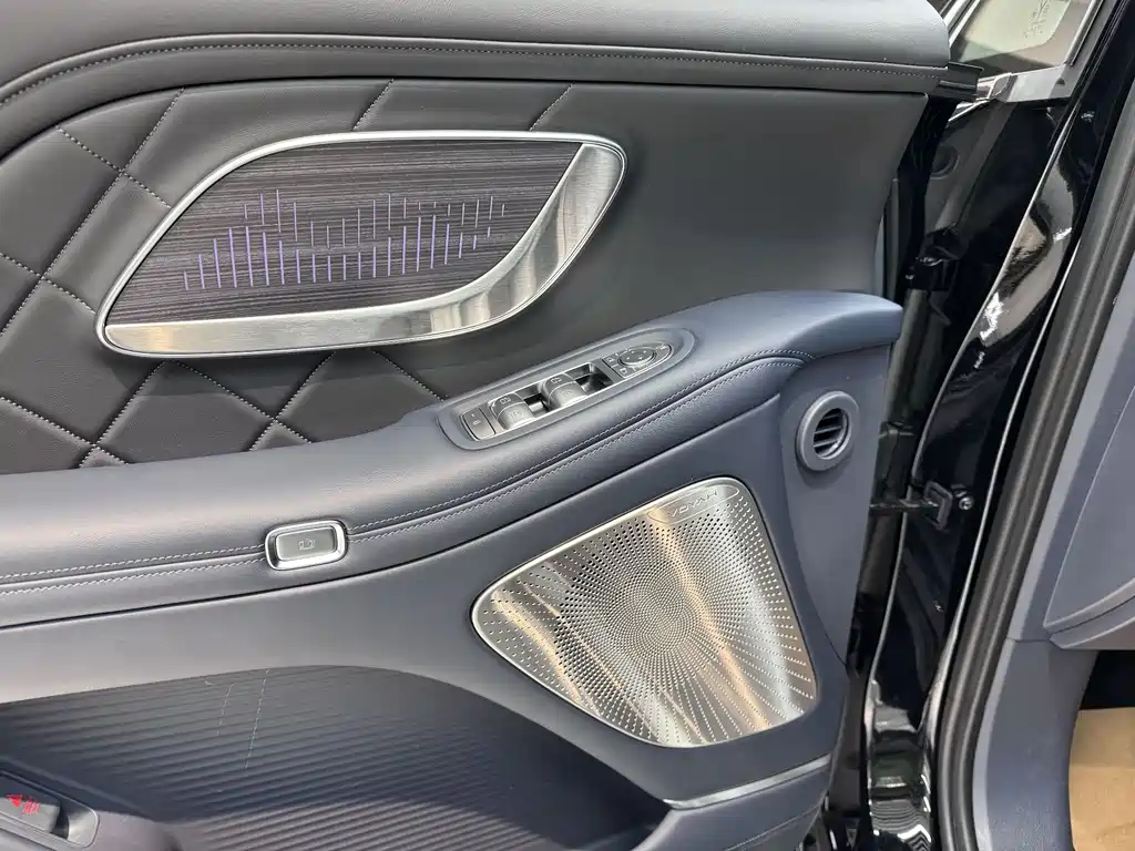 Lantu Auto Lantu Dreamer 2026 PHEV Qiankun Ultra 2025 - thumbnail 7