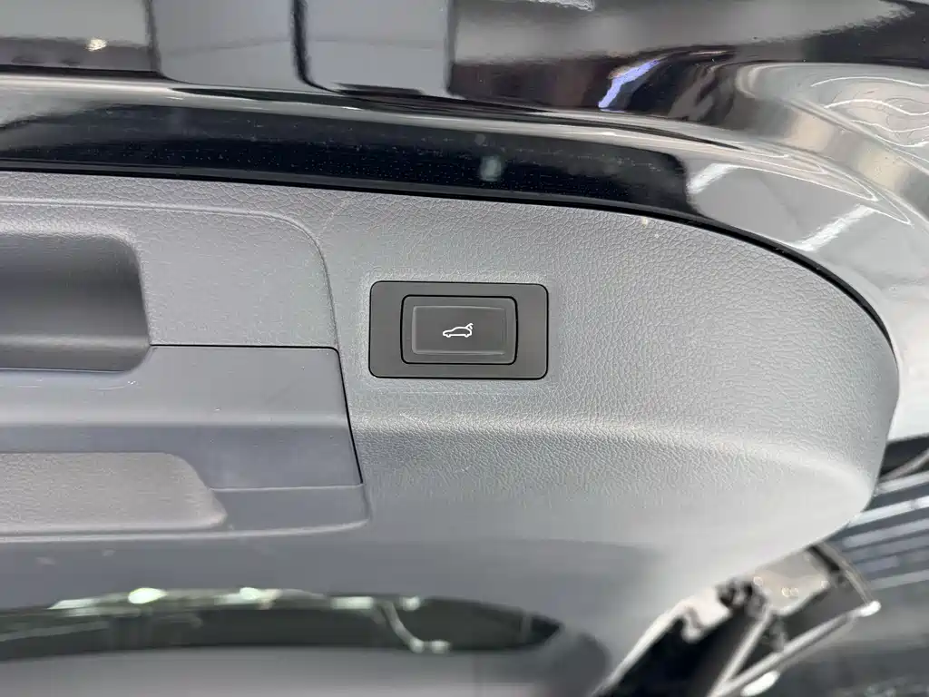 Lantu Auto Lantu Dreamer 2026 PHEV Qiankun Ultra 2025 - thumbnail 18
