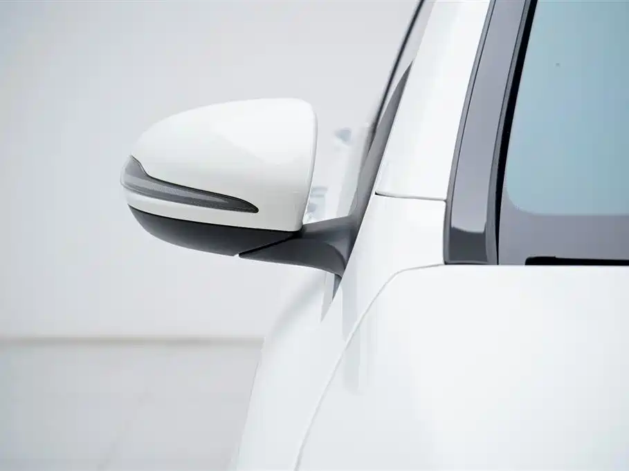 Mercedes-Benz Mercedes-Benz GLC 2022 Facelift GLC 260 L 4MATIC Luxury Edition 2022 - thumbnail 16