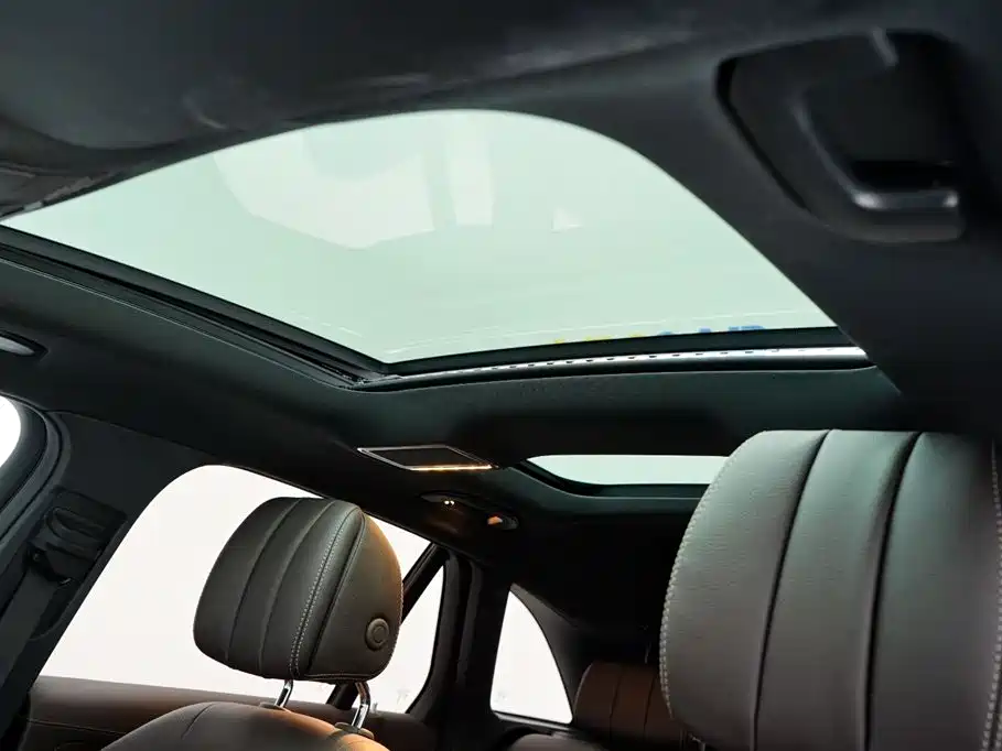 Mercedes-Benz Mercedes-Benz GLC 2022 Facelift GLC 260 L 4MATIC Luxury Edition 2022 - thumbnail 21
